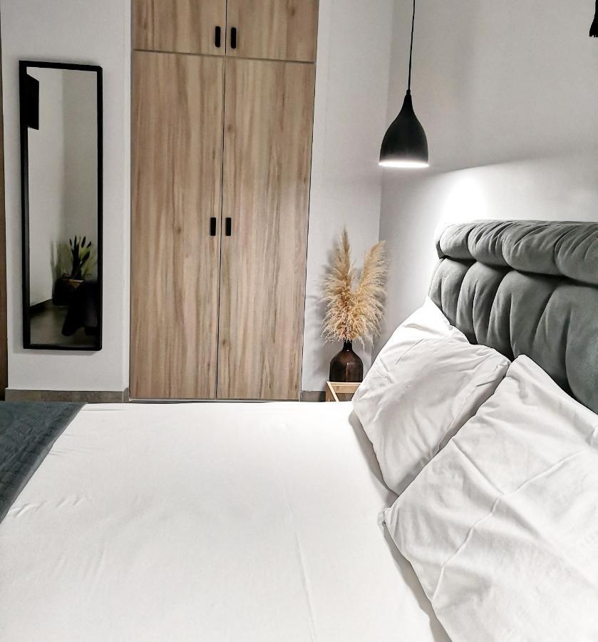 Aparthotel Elements Nea Peramos (Macedonia)